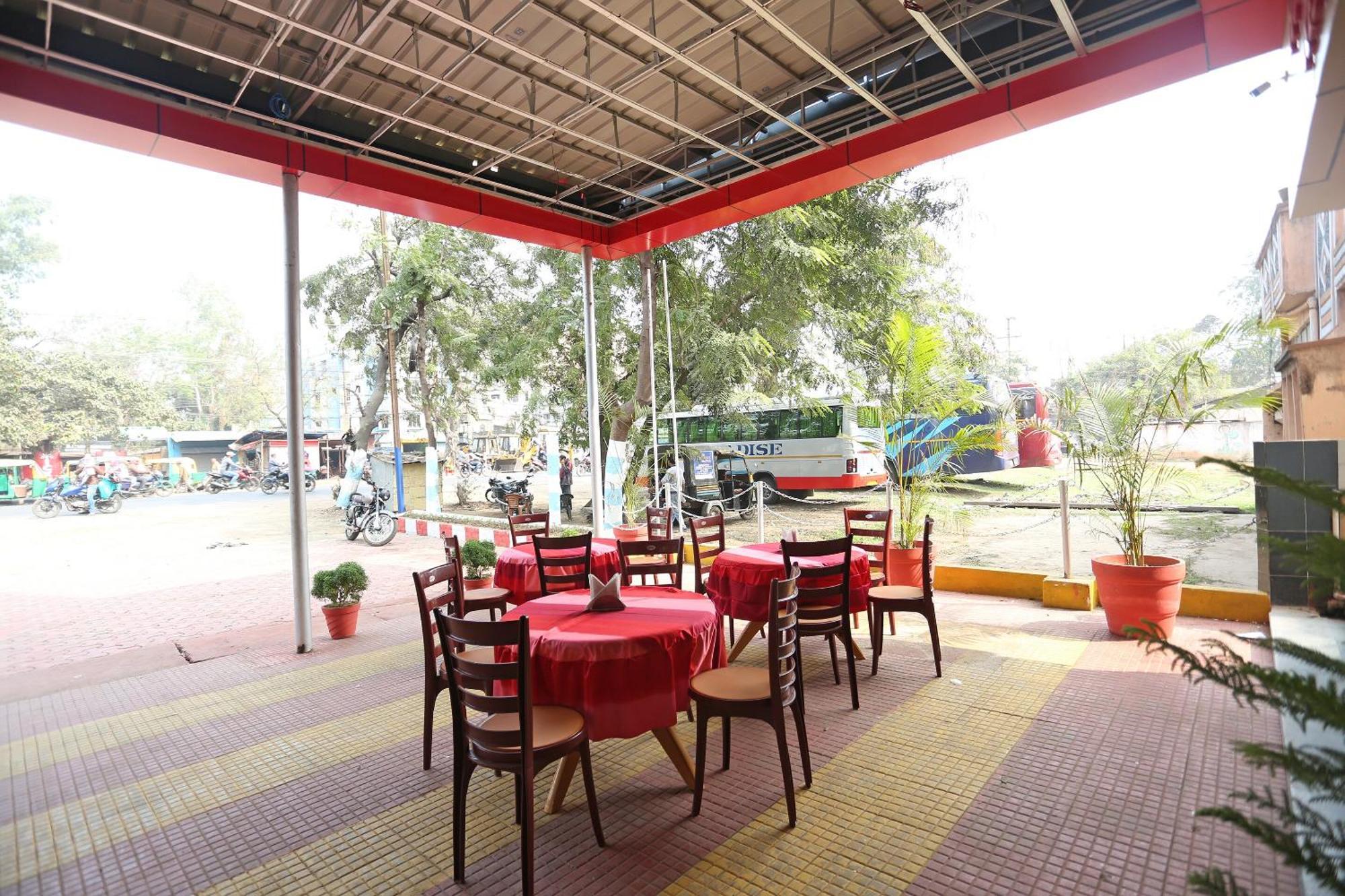 Hotel O Raj Rajeswari Āsansol Exteriör bild