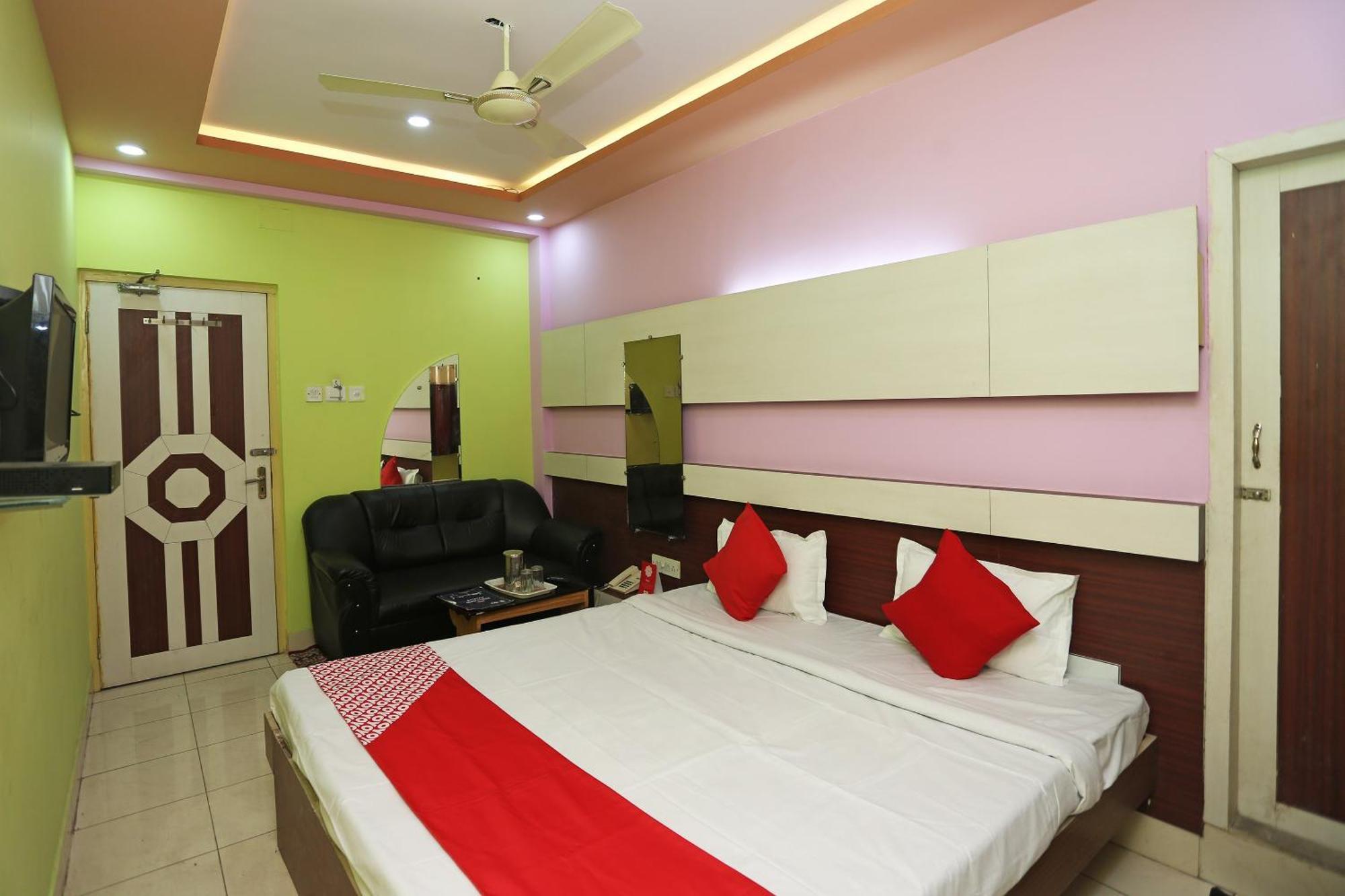 Hotel O Raj Rajeswari Āsansol Exteriör bild