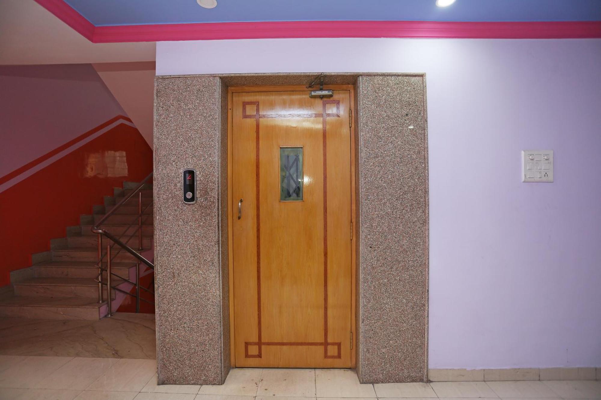 Hotel O Raj Rajeswari Āsansol Exteriör bild